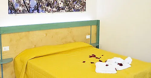 Residence Casale Verderame Trapani 3*,