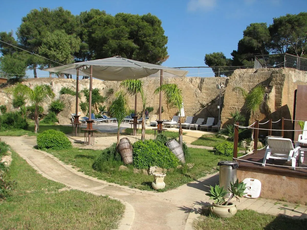 Residence Casale Verderame Aparthotel Trapani