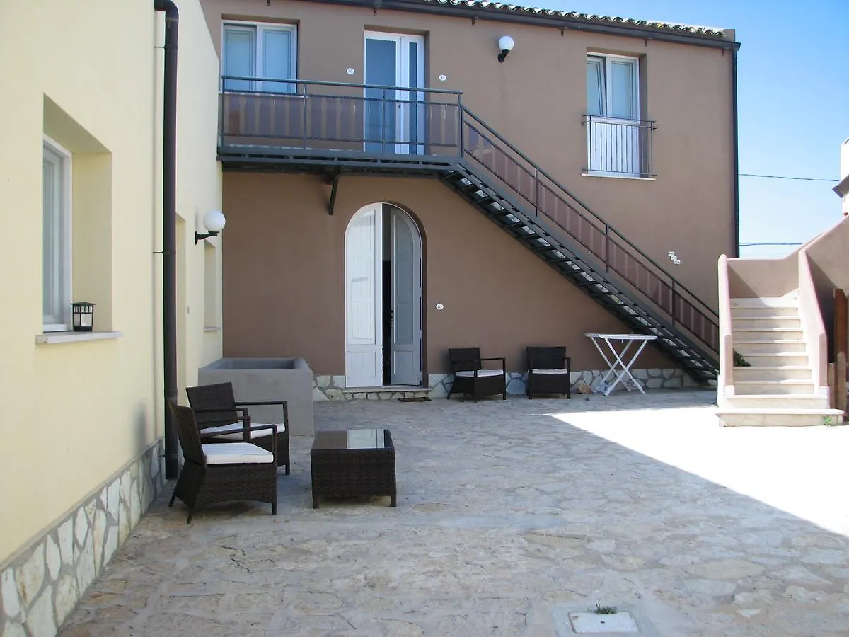 Residence Casale Verderame 3*, Trapani